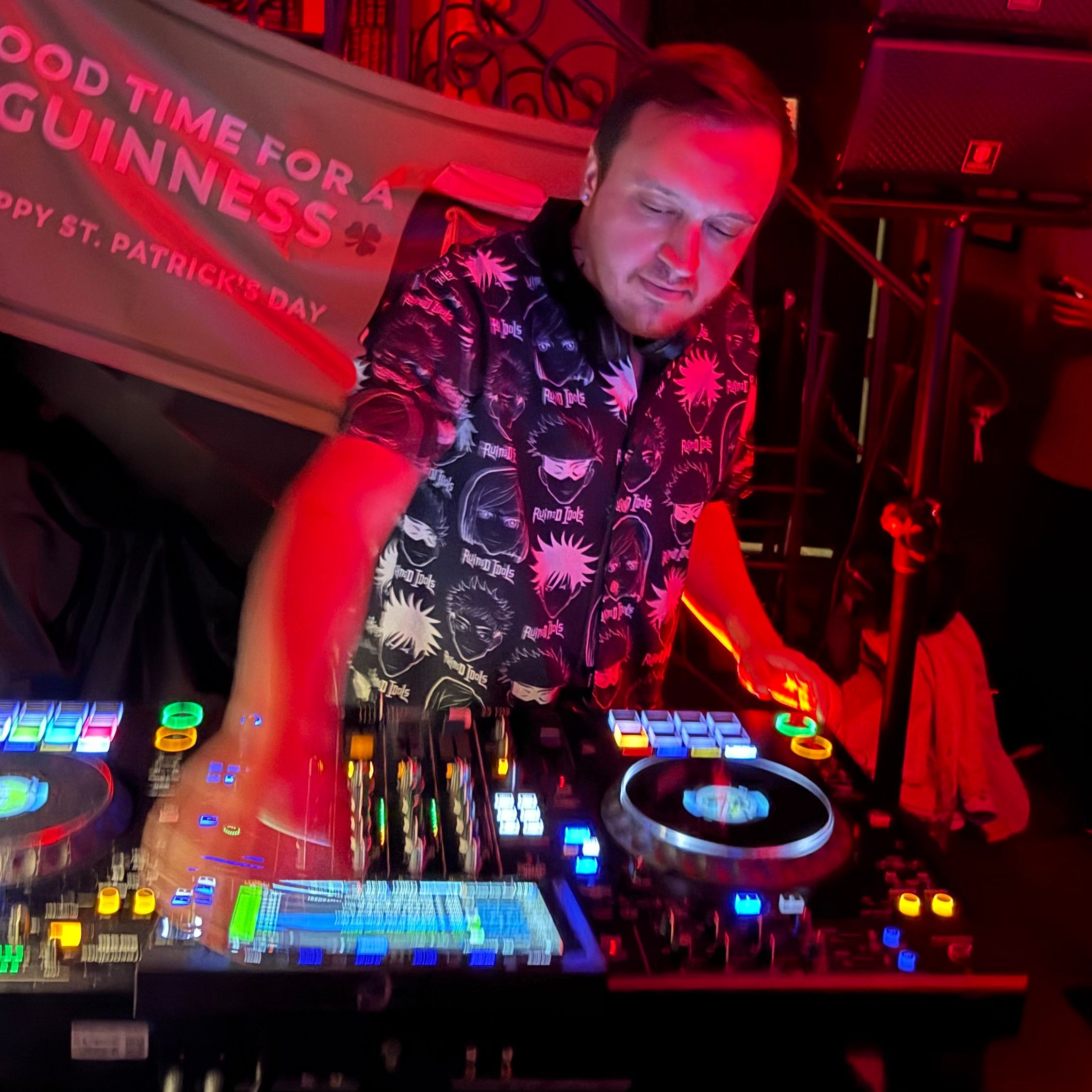 DJ Loose Fit
