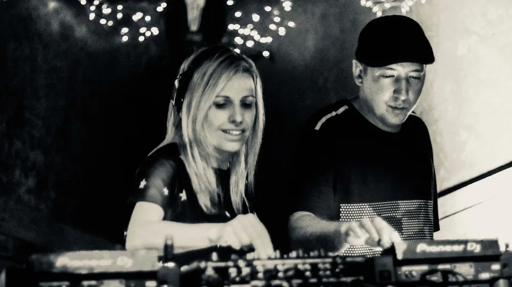 Sleepy & Boo - Arlo Rooftop - Fri. May 8th