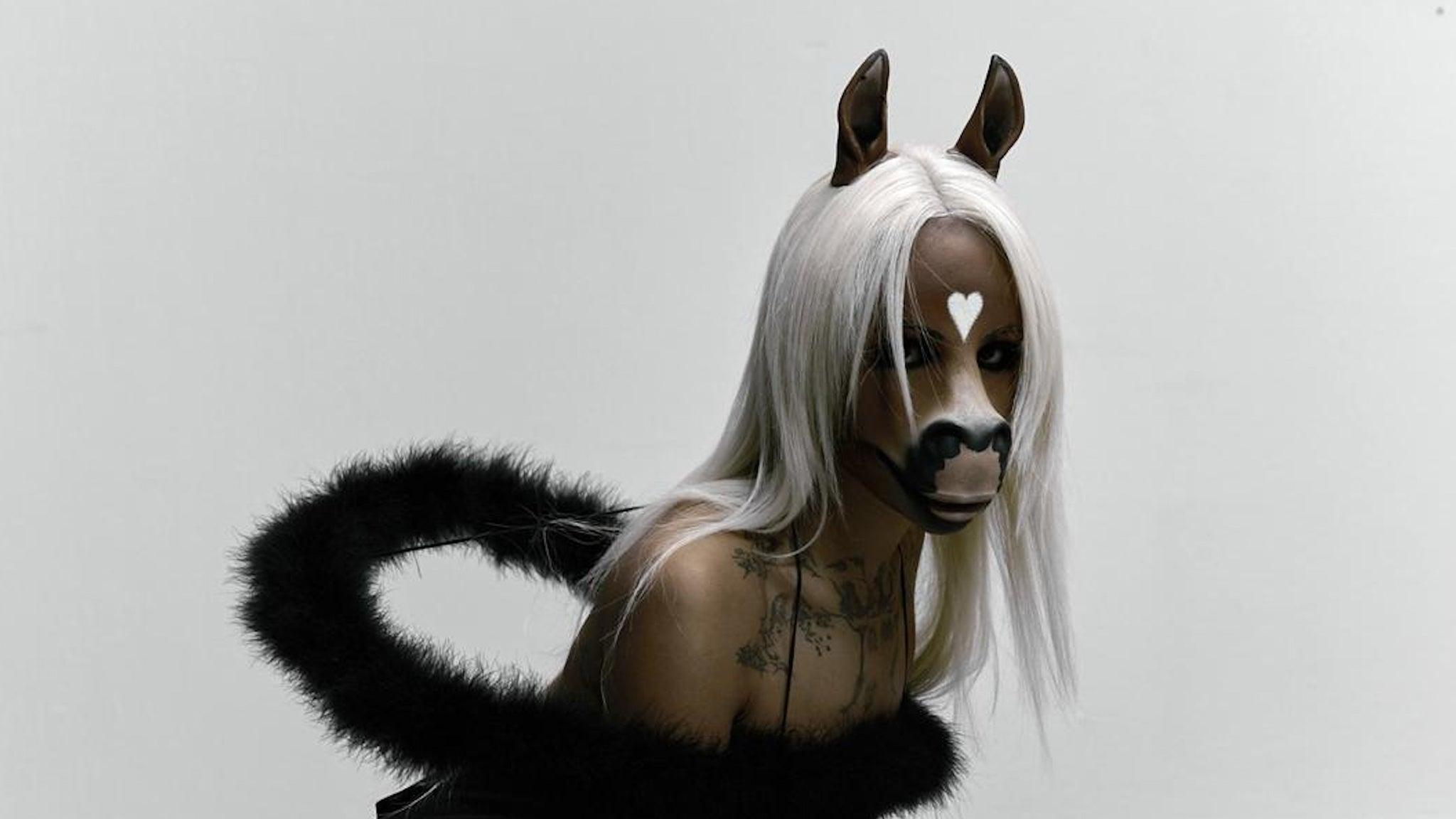 horsegiirL - NATURE IS HEALING World Tour