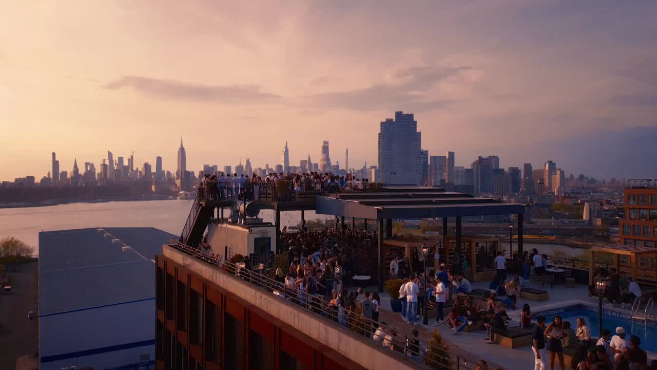 Arlo Williamsburg Rooftop